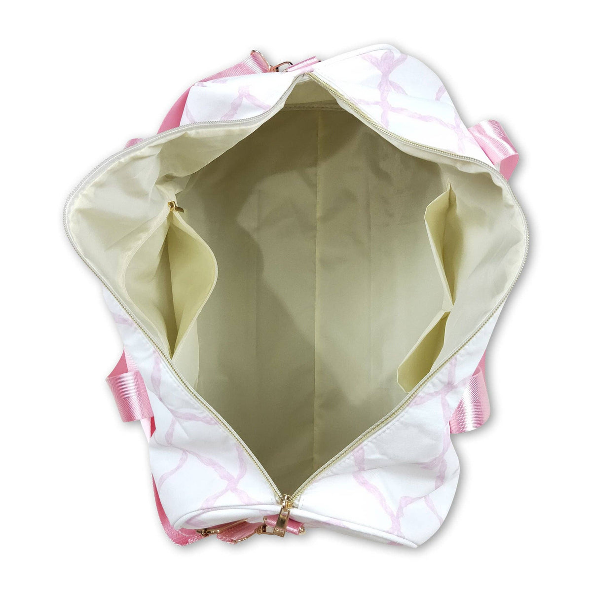 Pink bow duffel bag: Dufflel Bag / M