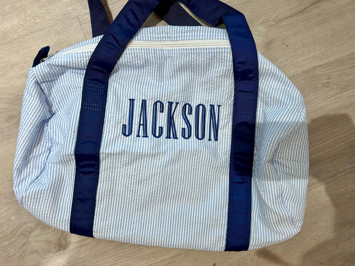 Navy Seersucker Medium Duffel | Mint