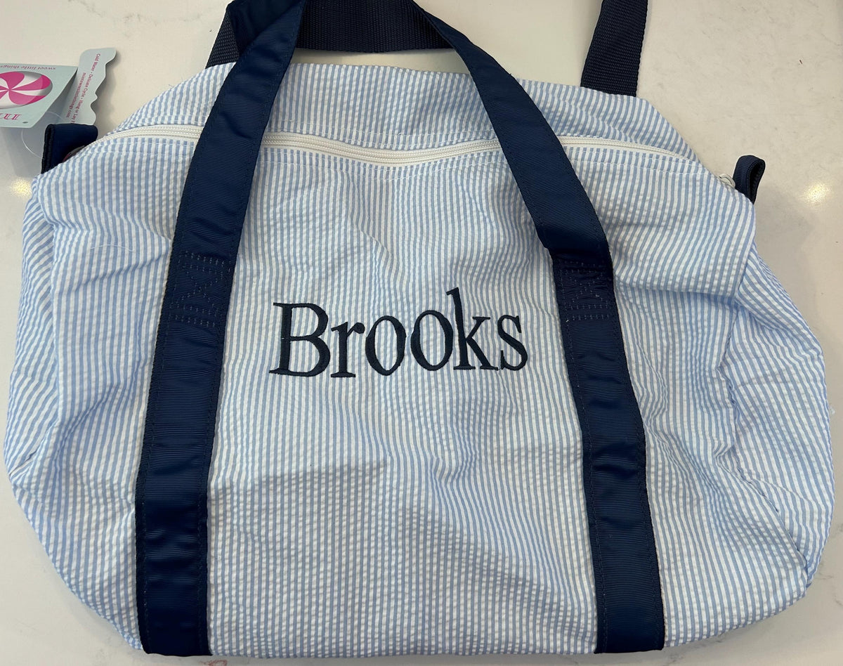 Navy Seersucker Medium Duffel | Mint